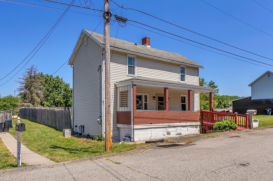 2211 Church St, Claridge, PA 15623
