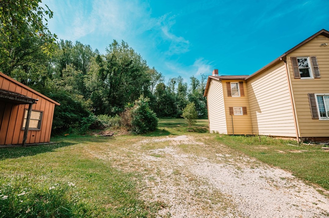 116 Mechling Rd, Kittanning, PA 16201-3930