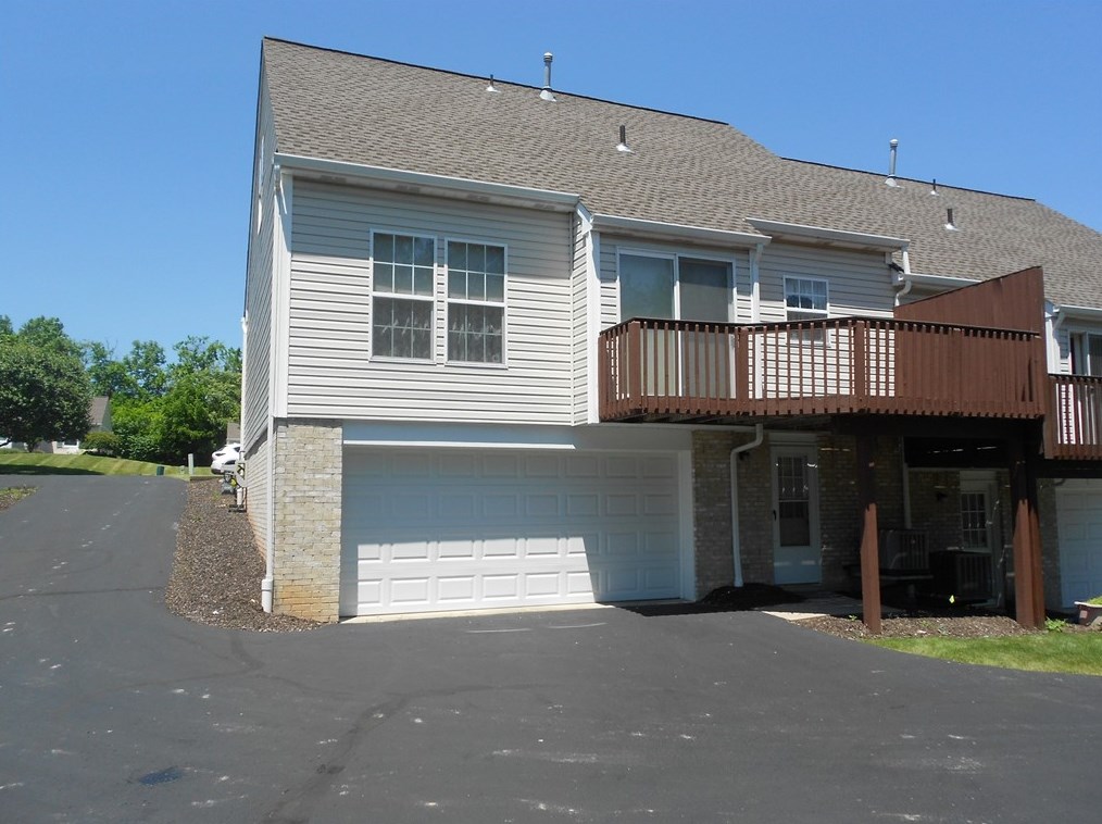 123 Sedeca Dr North, Canonsburg, PA 15317