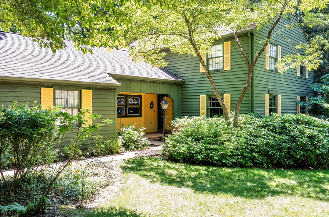 433 Ridge Rd, Greensburg, PA 15601