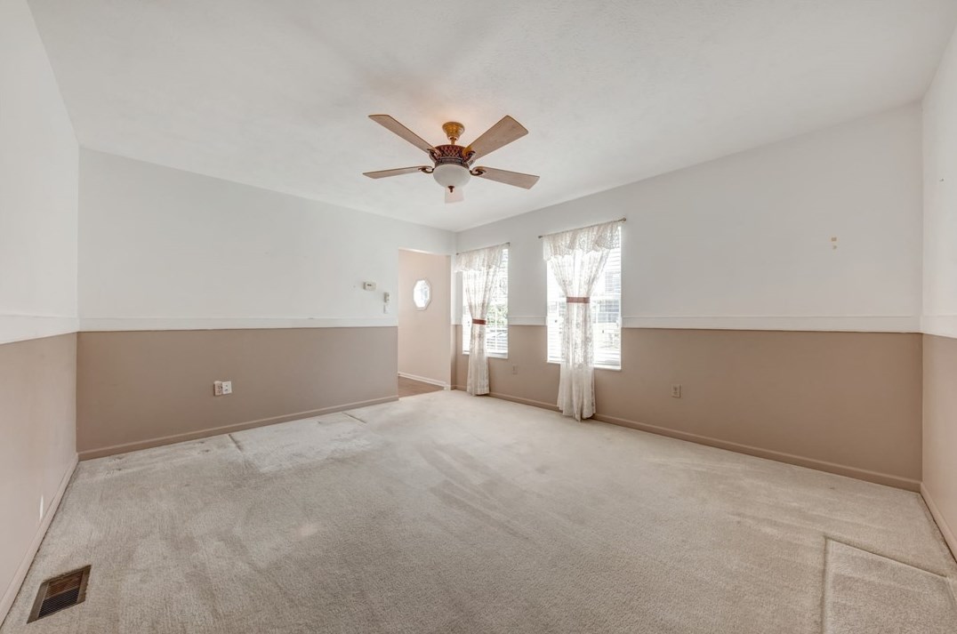 102 Hemlock Ct North, Noblestown, PA 15071