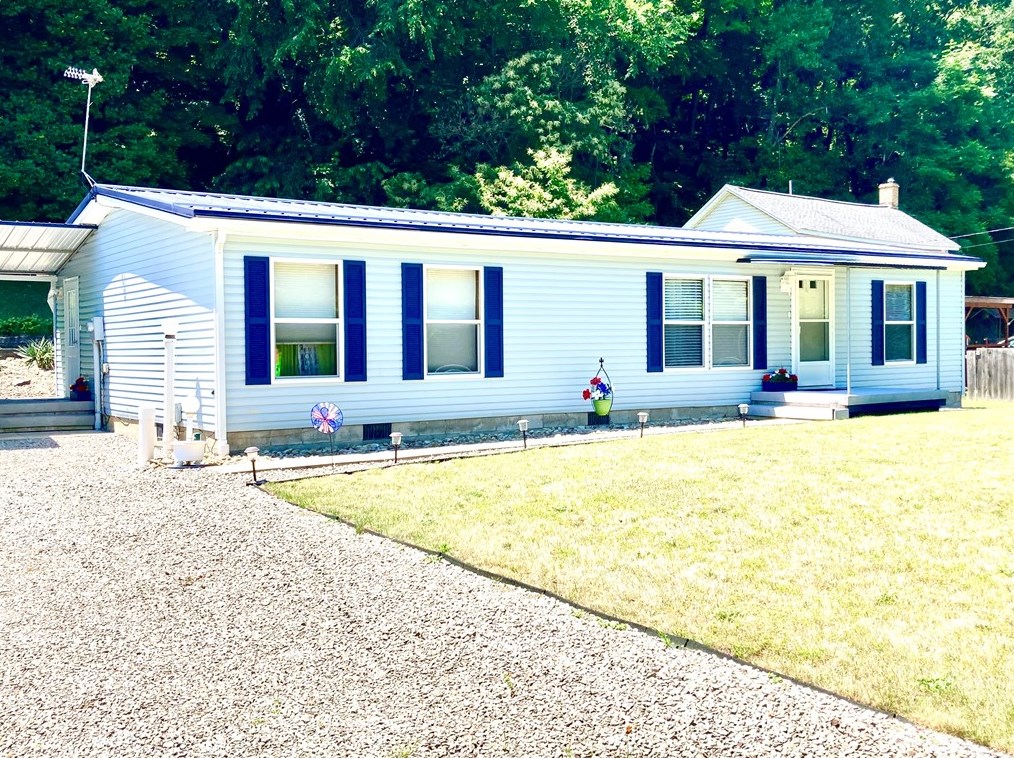 121 Glade Run Rd, Kittanning, PA 16201-4621