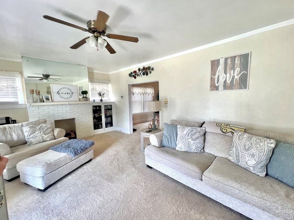 313 E Meyer Ave, New Castle, PA 16105