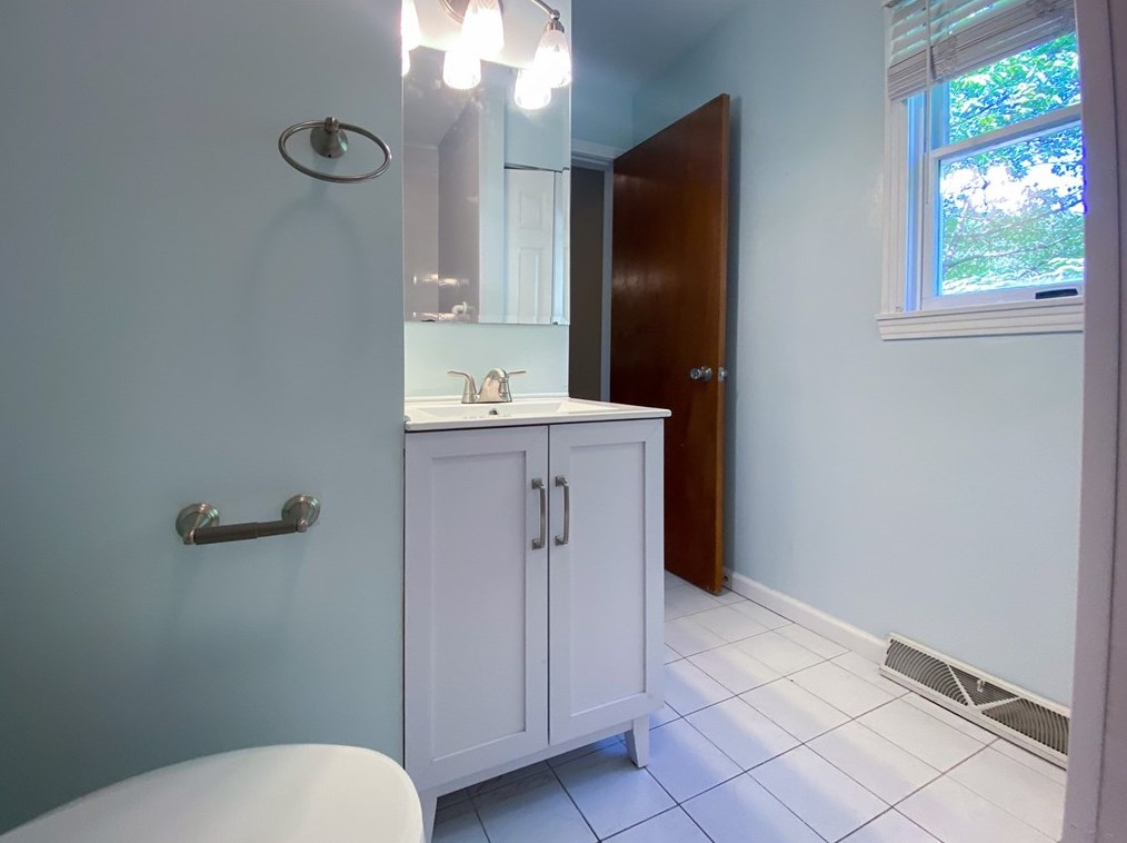 115 Lyn Dl Dr, Butler PA  16001-1410 exterior