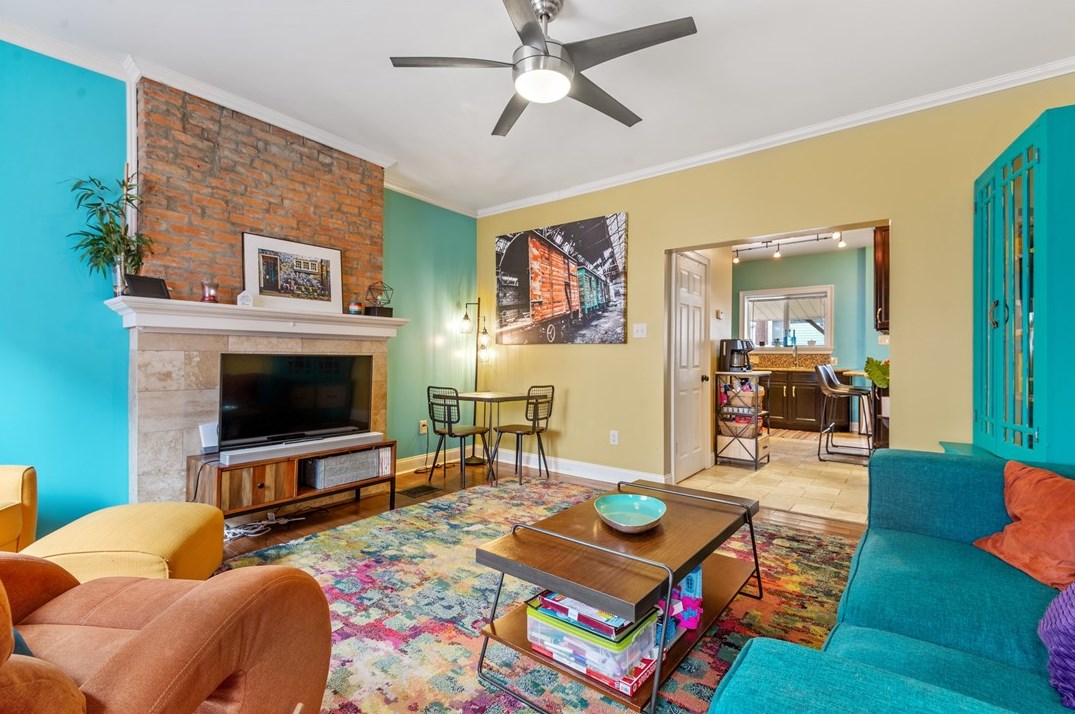2309 Larkins Way, Pittsburgh, PA 15203
