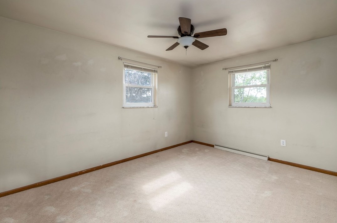 192 Verona Dr, Washington PA 15301-2749 exterior