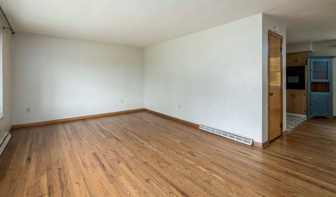 192 Verona Dr, Washington, PA 15301-2767