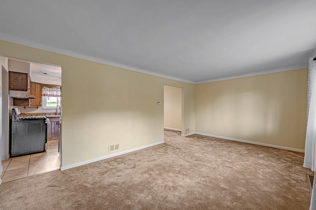 1006 Lynda Ln, North Versailles PA  15137-1607 exterior