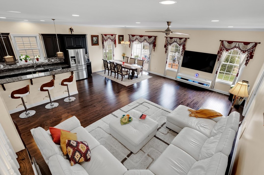 265 Venango Trl, Seven Fields PA  16046-4027 exterior
