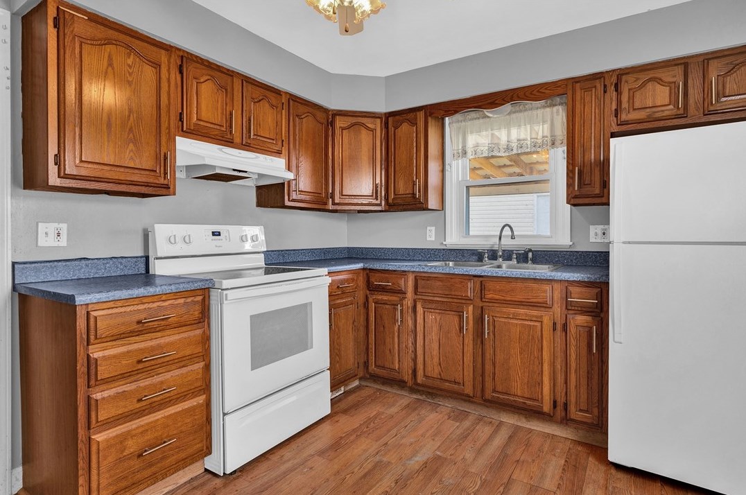 1098 Nimick Ave, Monaca PA  15061-1333 exterior