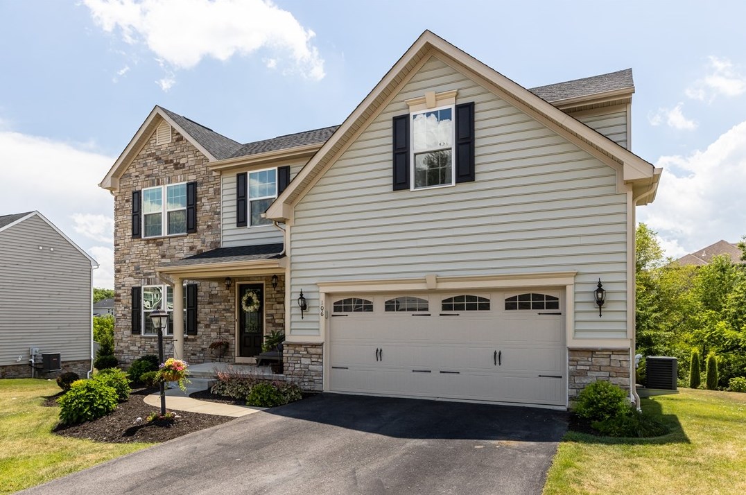 106 Brook Side Dr, Clinton, PA 15026