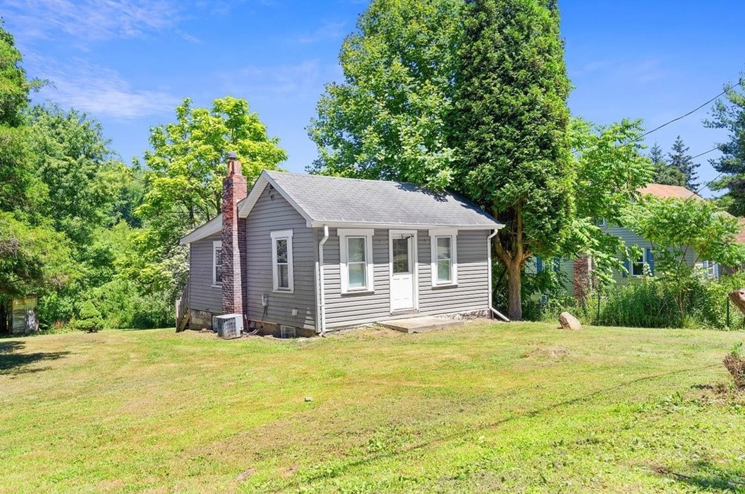 1244 Mccaslin Rd, Imperial, PA 15126-2217