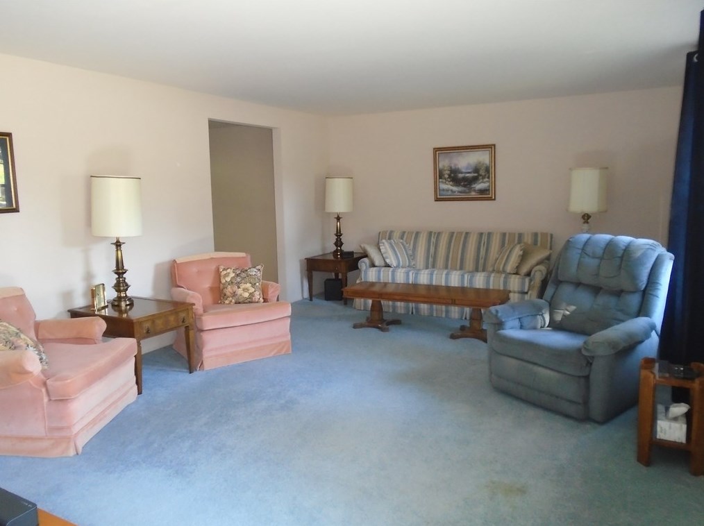 1836 Simpson Ct, Ambridge, PA 15003