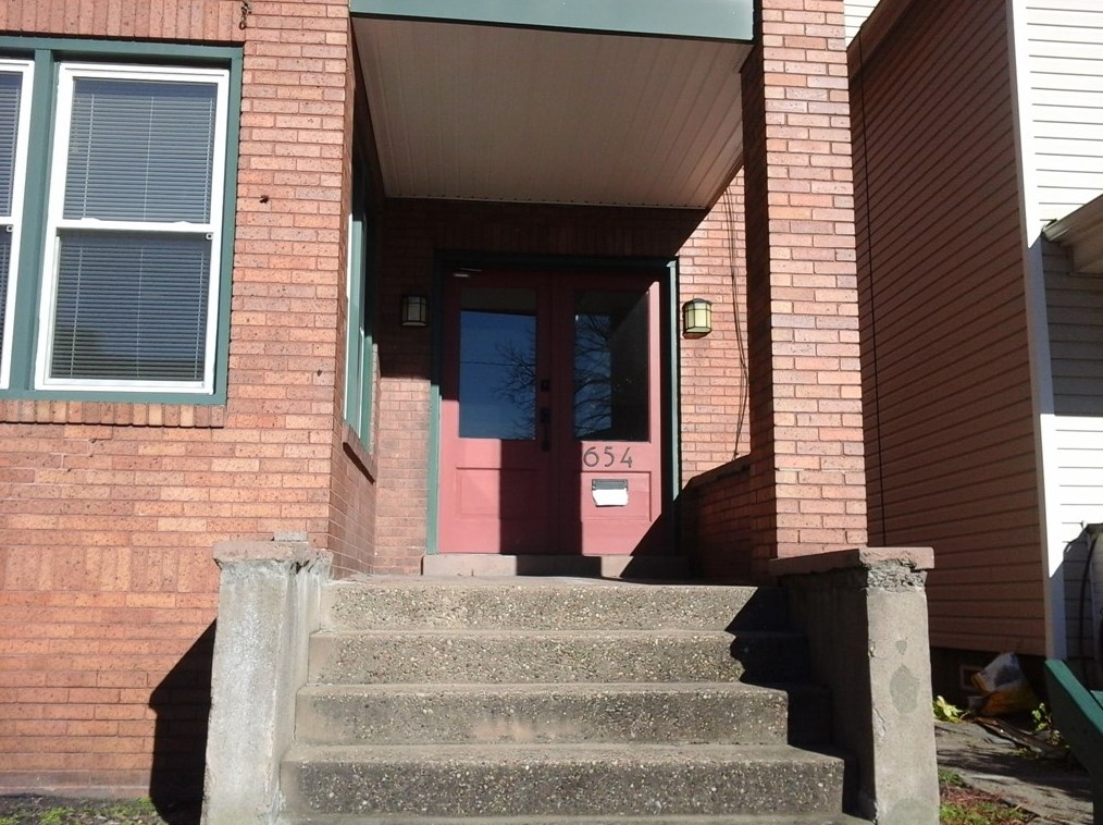 654 Maplewood Ave ##1, Ambridge, PA 15003