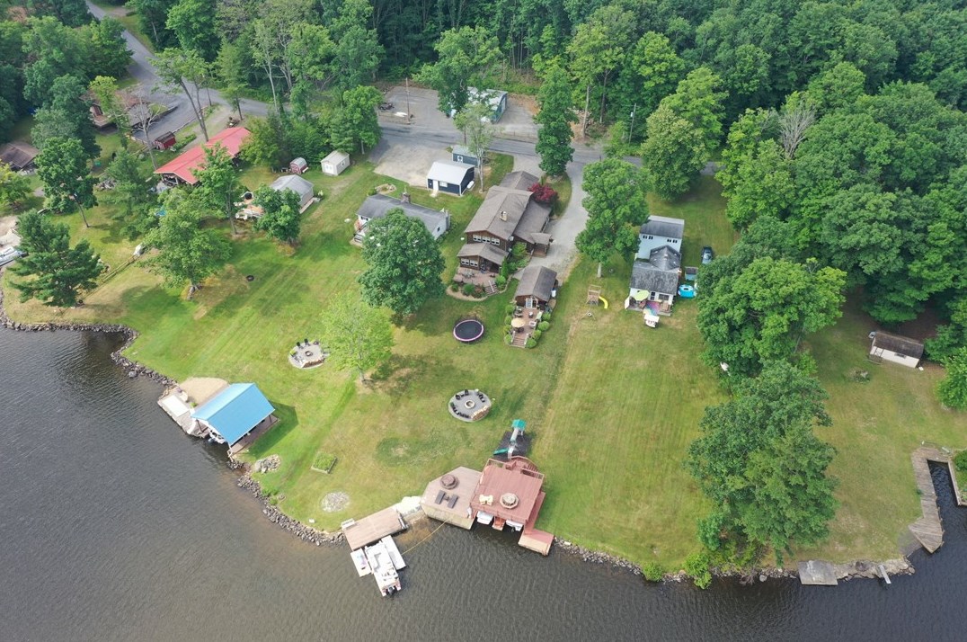 756 Lake Shore Rd, Friedens, PA 15541