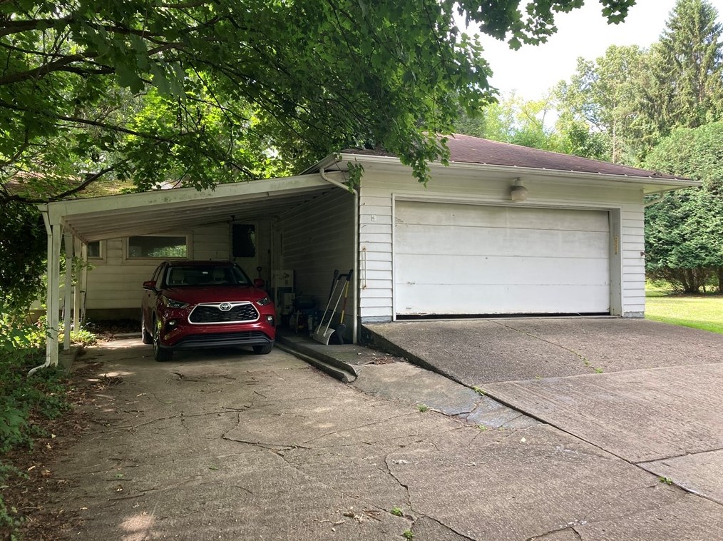 804 Yuma Trl, Mercer, PA 16137-9780
