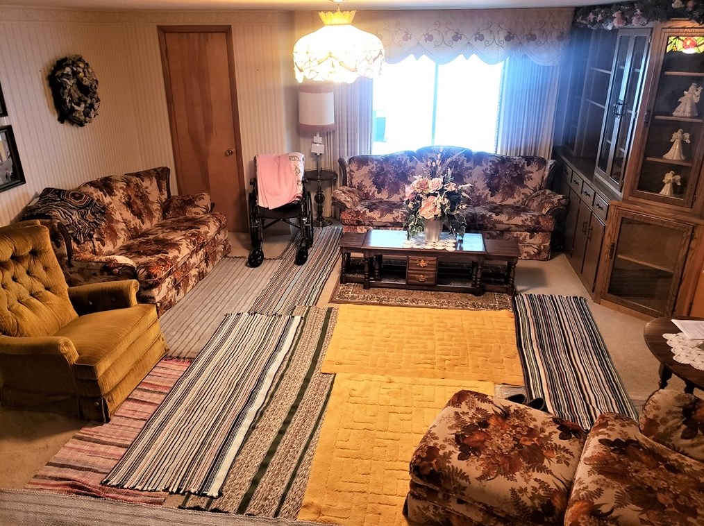 1470 Florence Ave, Indiana PA  15701-3239 exterior