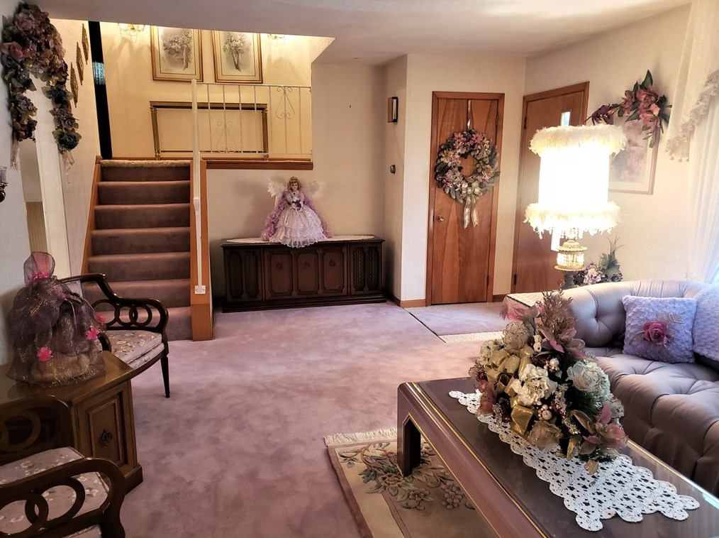 1470 Florence Ave, Indiana PA  15701-3239 exterior