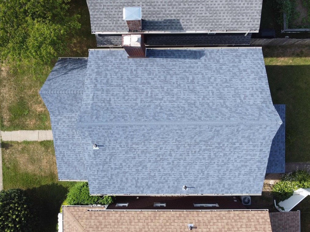 1620 Ridge Ave, New Kensington, PA 15068-4036
