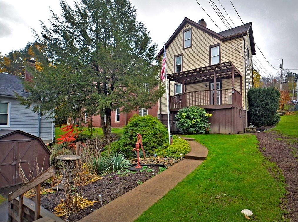 5806 Tyler Ave, Export, PA 15632