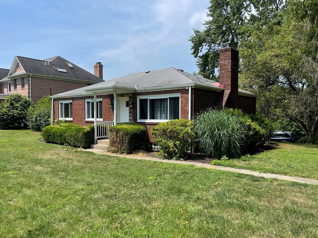 590 Dorseyville Rd, Pittsburgh, PA 15238