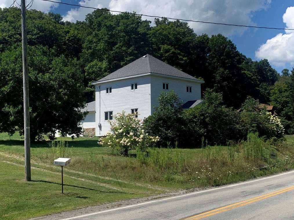 887 Indian Creek Valley, Indian Head, PA 15446