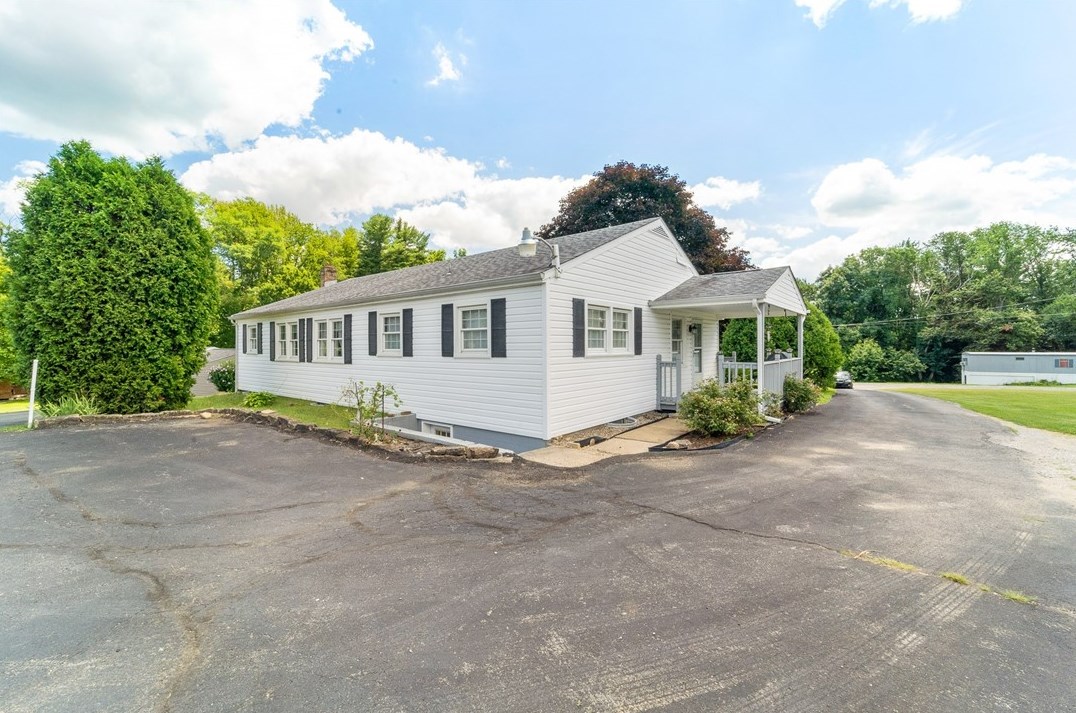 104 Hunter Dr, Industry, PA 15052