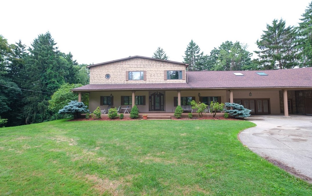 114 Pine Mnr, Sewickley, PA 15143