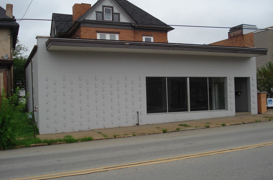 420 Adams St, Rochester, PA 15074