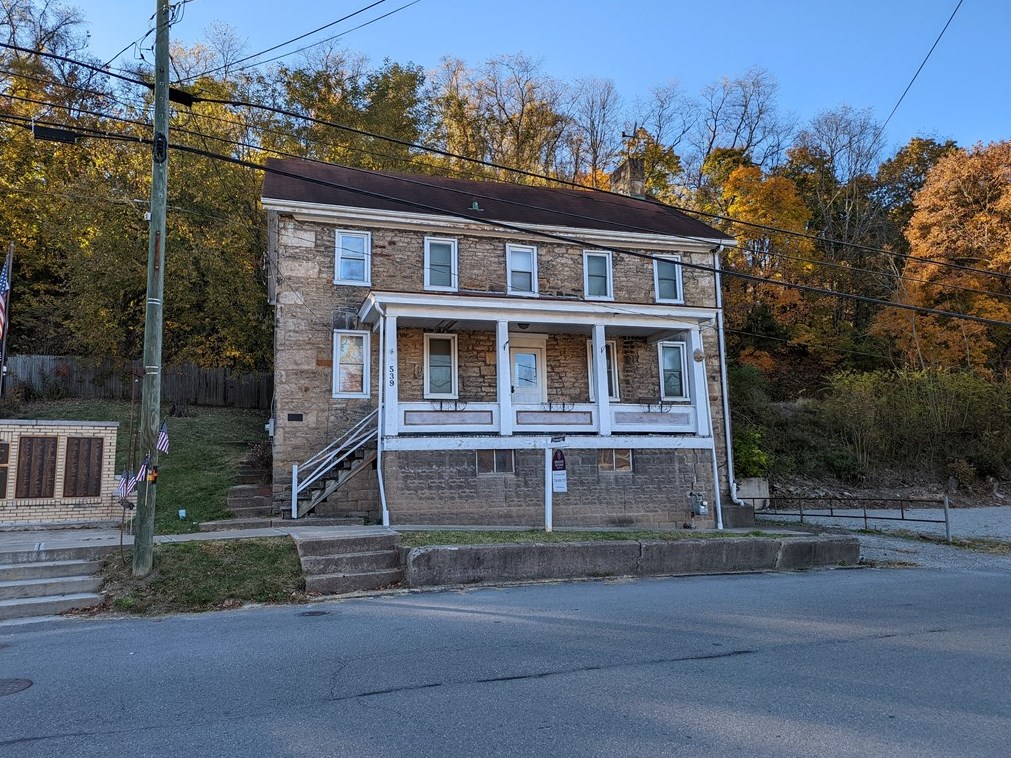 539 Front St East, Fredericktown, PA 15333