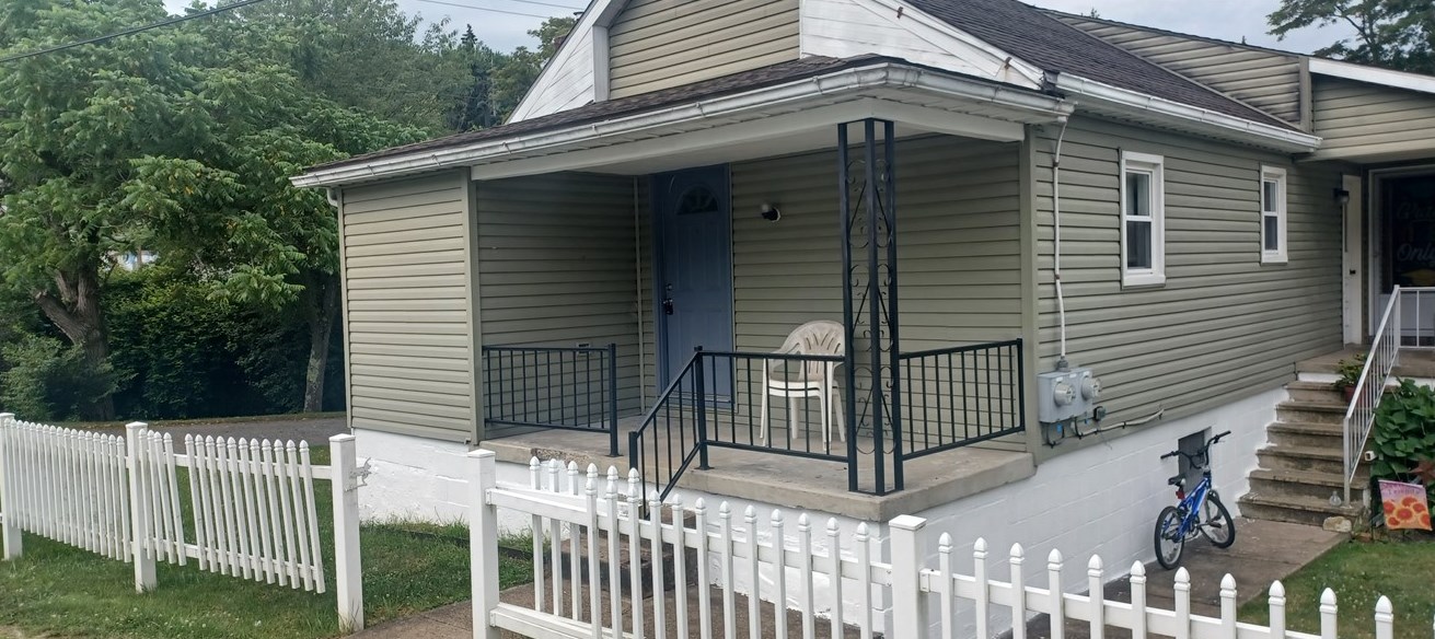 125 Bradenville School Rd #a, Bradenville, PA 15620
