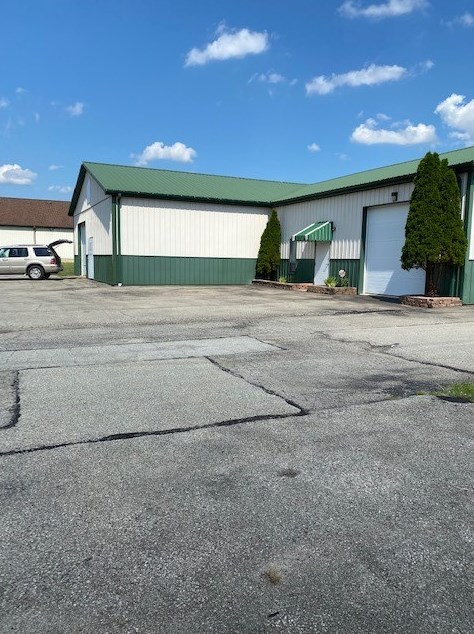 1811 A S Broad Street Ext, Greensburg, PA 15601