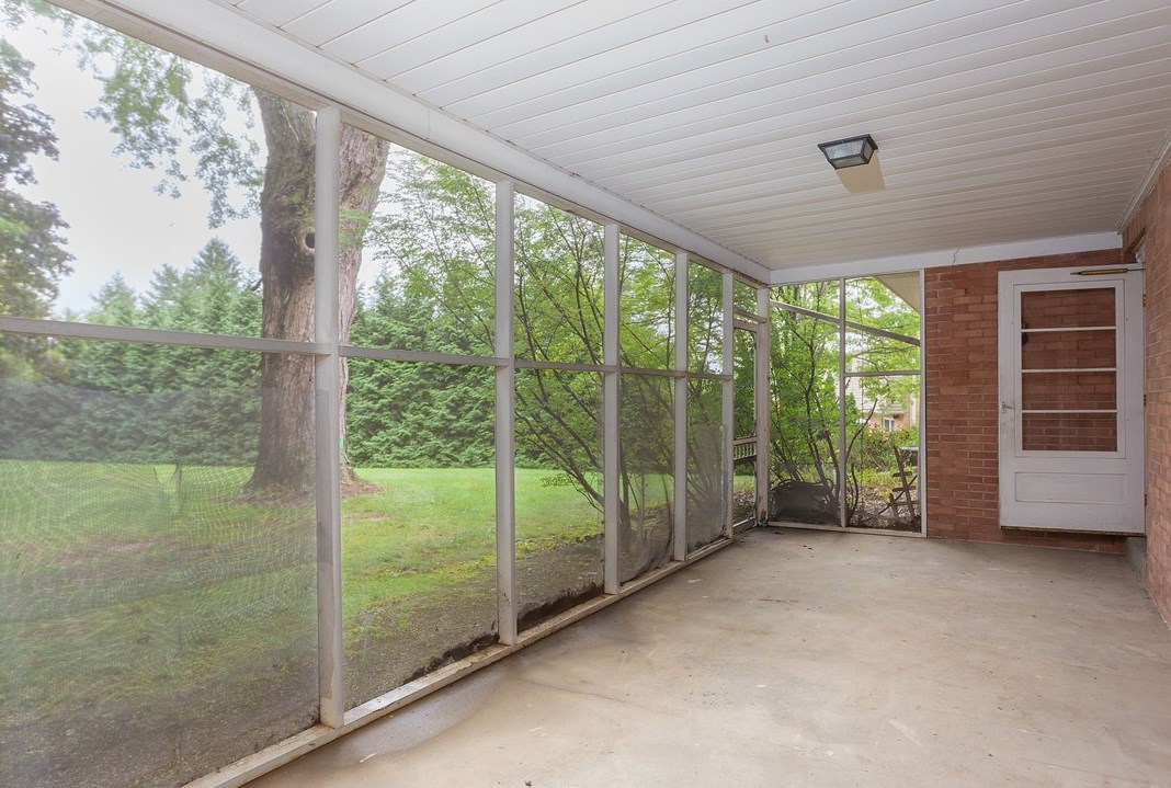 2389 Flagstaff Dr, Export PA  15632-8801 exterior