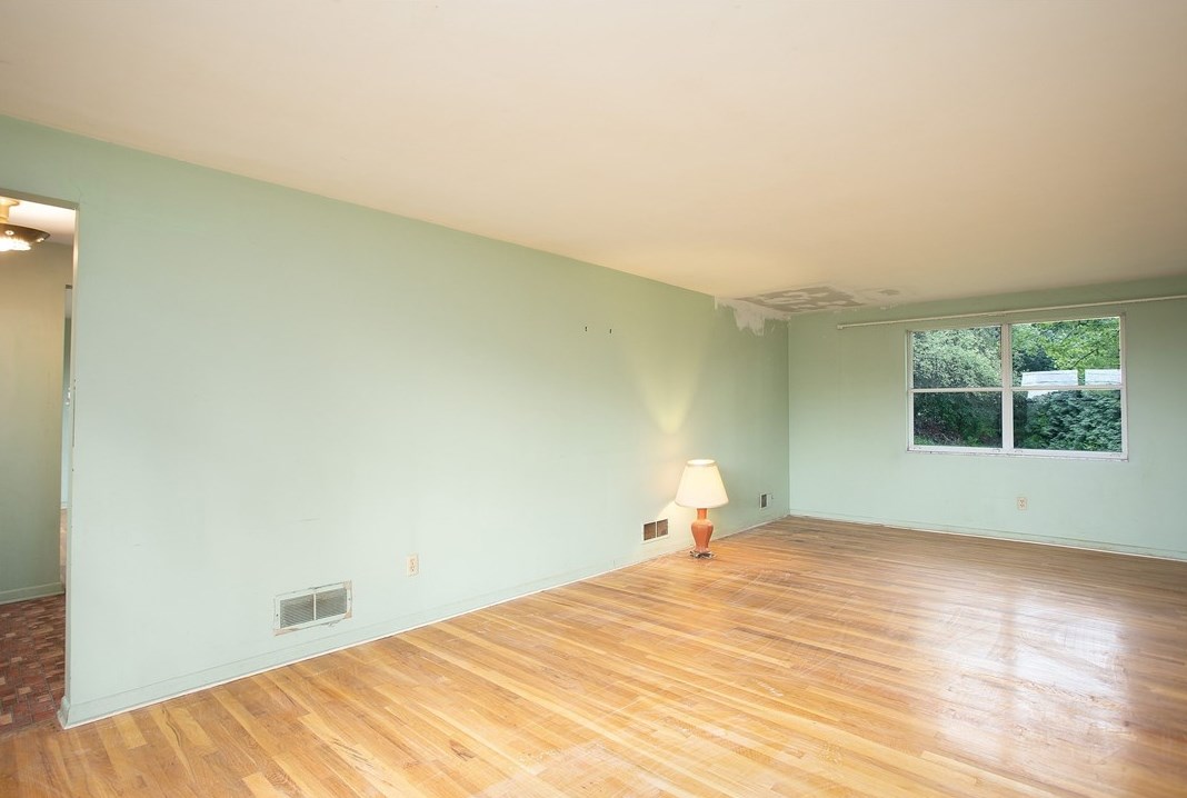 2389 Flagstaff Dr, Export PA  15632-8801 exterior