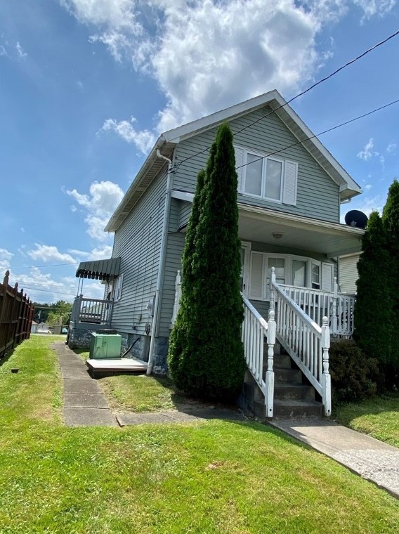 139 Larimer Ave, Bobtown, PA 15315
