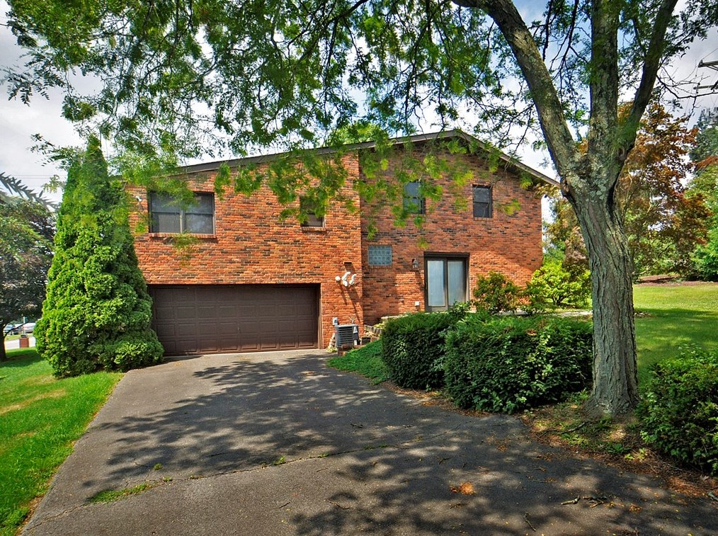 2470 Haymaker Rd, Monroeville, PA 15146