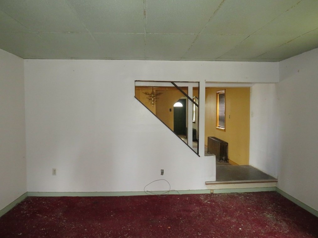 336 W 14th Ave, Whitaker, PA 15120