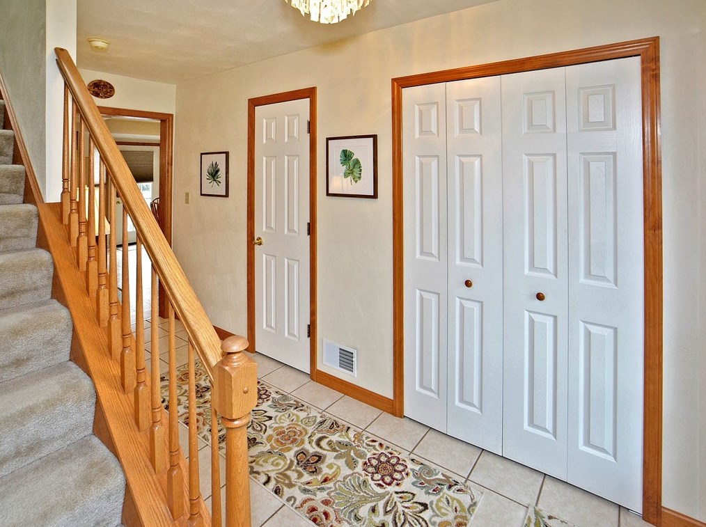 2145 Haymaker Rd, Monroeville PA 15146-4327 exterior