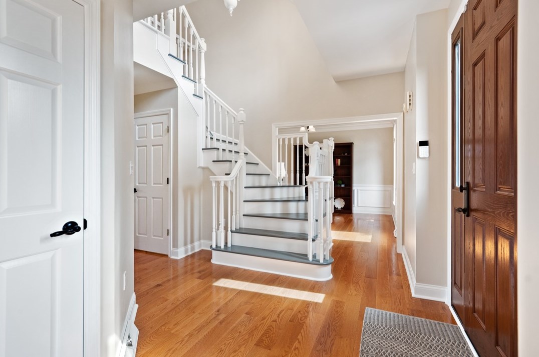 122 Olde Manor Ln, Moon Twp, PA 15108-9793