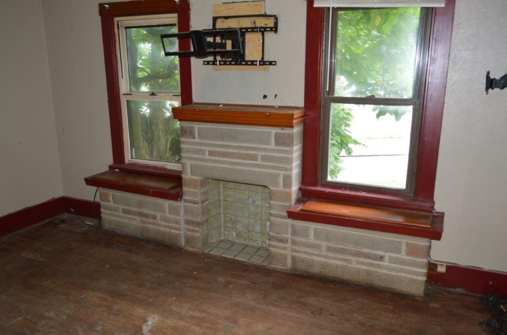 615 Penn Ave, Washington, PA 15301-1849
