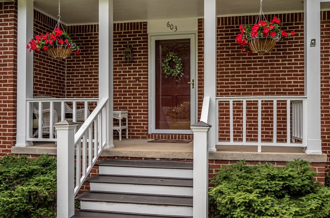 603 Buckingham Dr, Greensburg, PA 15601-6022
