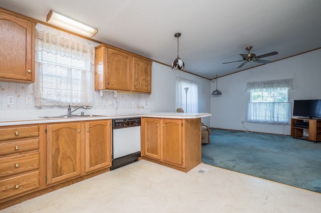 807 Sheffield Ct, Collier Township PA 15106-1581 exterior