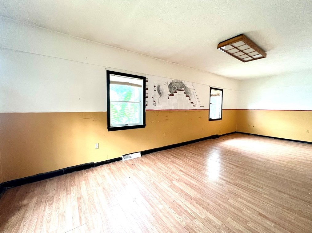 134 Ave, Washington PA 15301-3558 exterior