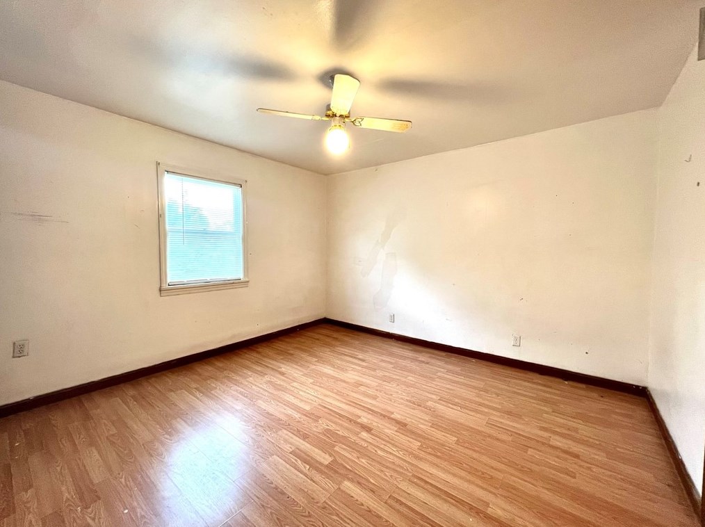 134 Ave, Washington PA 15301-3558 exterior