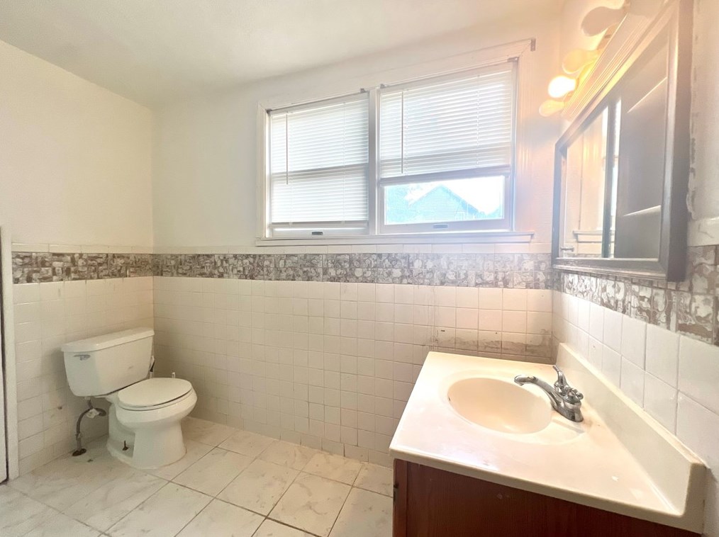 134 Ave, Washington PA 15301-3558 exterior