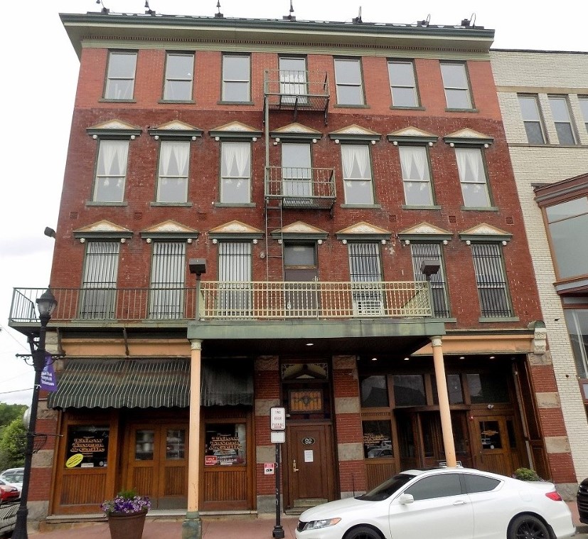 92 W Main #210, Oliphant Furnace, PA 15401