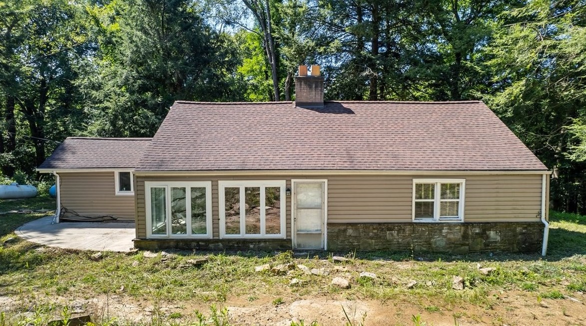 2701 Wildwood Rd, Allison Park, PA 15101-2227