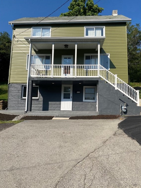 759 Adams St, Greensburg, PA 15601-2701