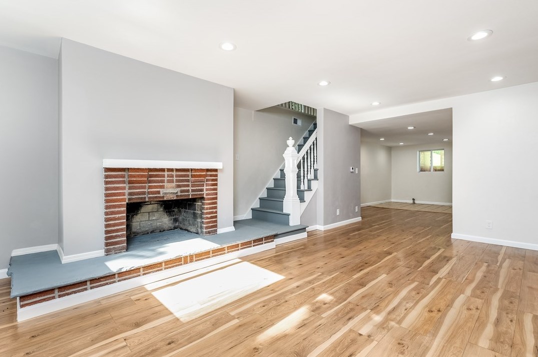 8201 Nadine Rd, Verona, PA 15147