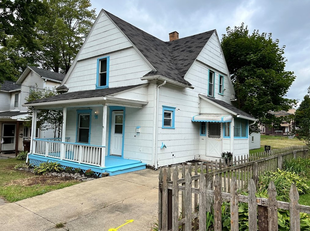 184 Clinton St, Greenville, PA 16125
